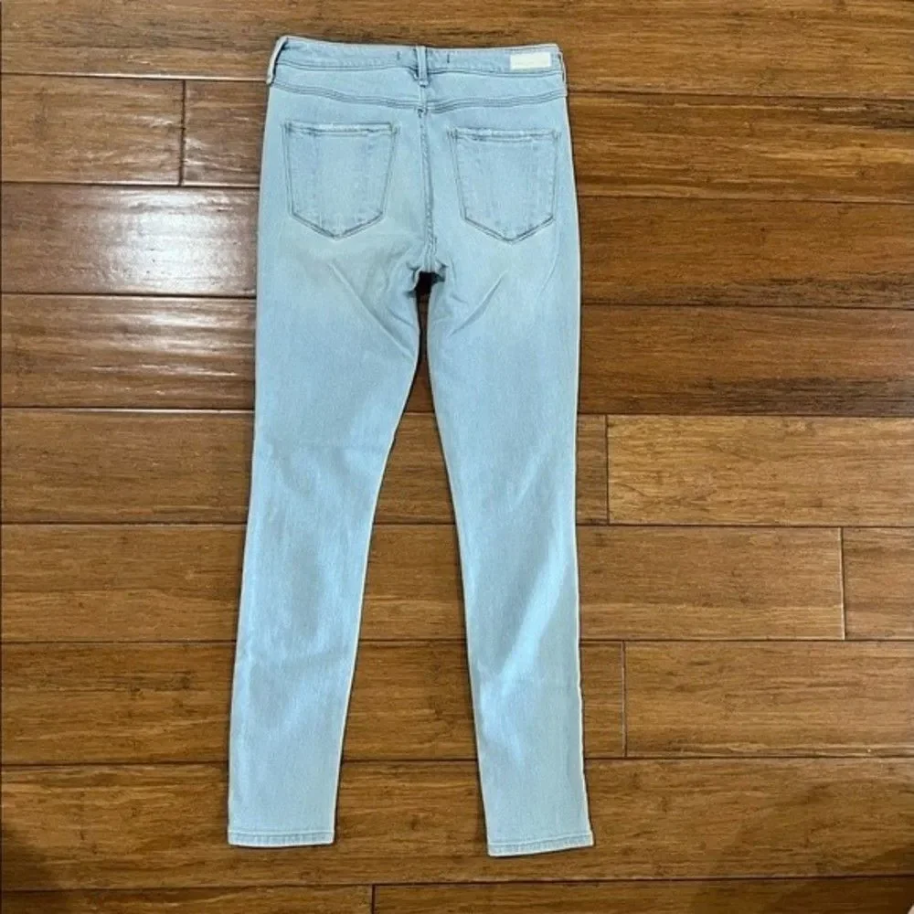 Abercrombie & Fitch High Waisted Jeans